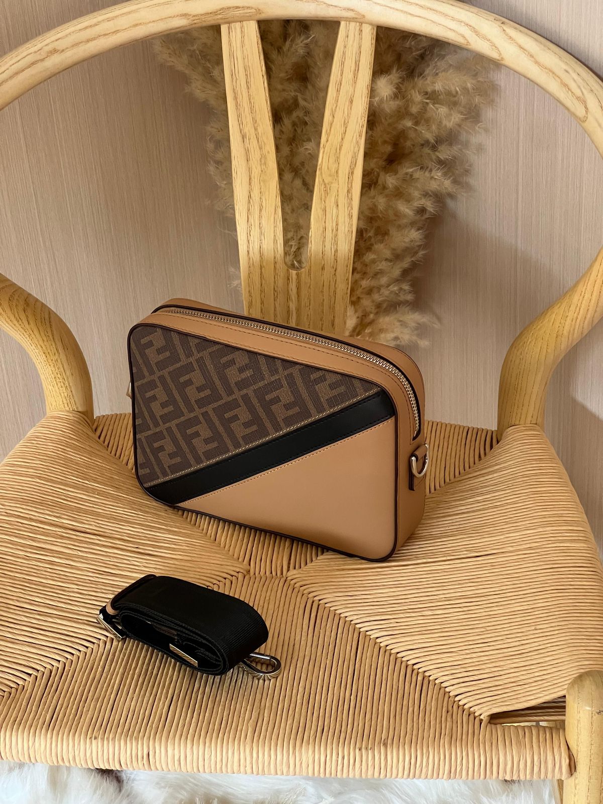 Elegant Chain Handbag - Style 8