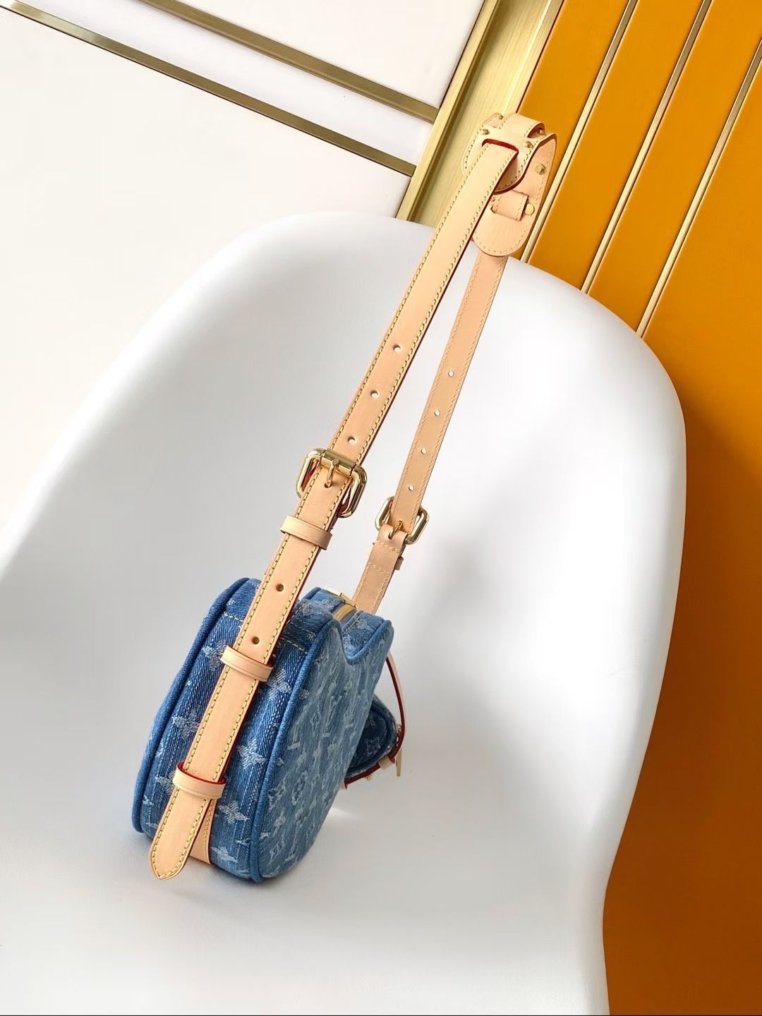 Classic Monogram Shoulder Bag - Style 21