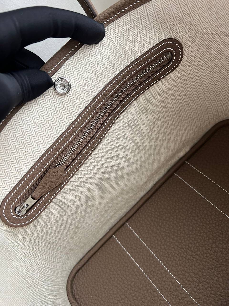 Premium Leather Crossbody Bag - Style 26