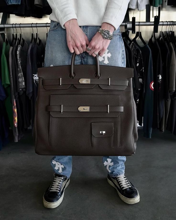 Elegant Chain Handbag - Style 27