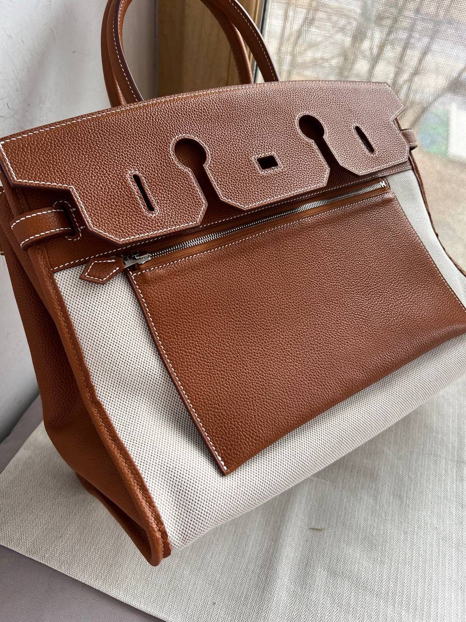 Elegant Chain Handbag - Style 28