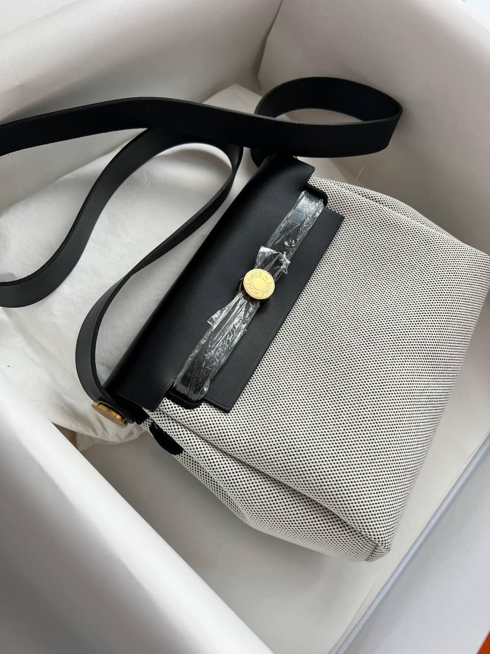 Crescent Moon Bag - Style 38