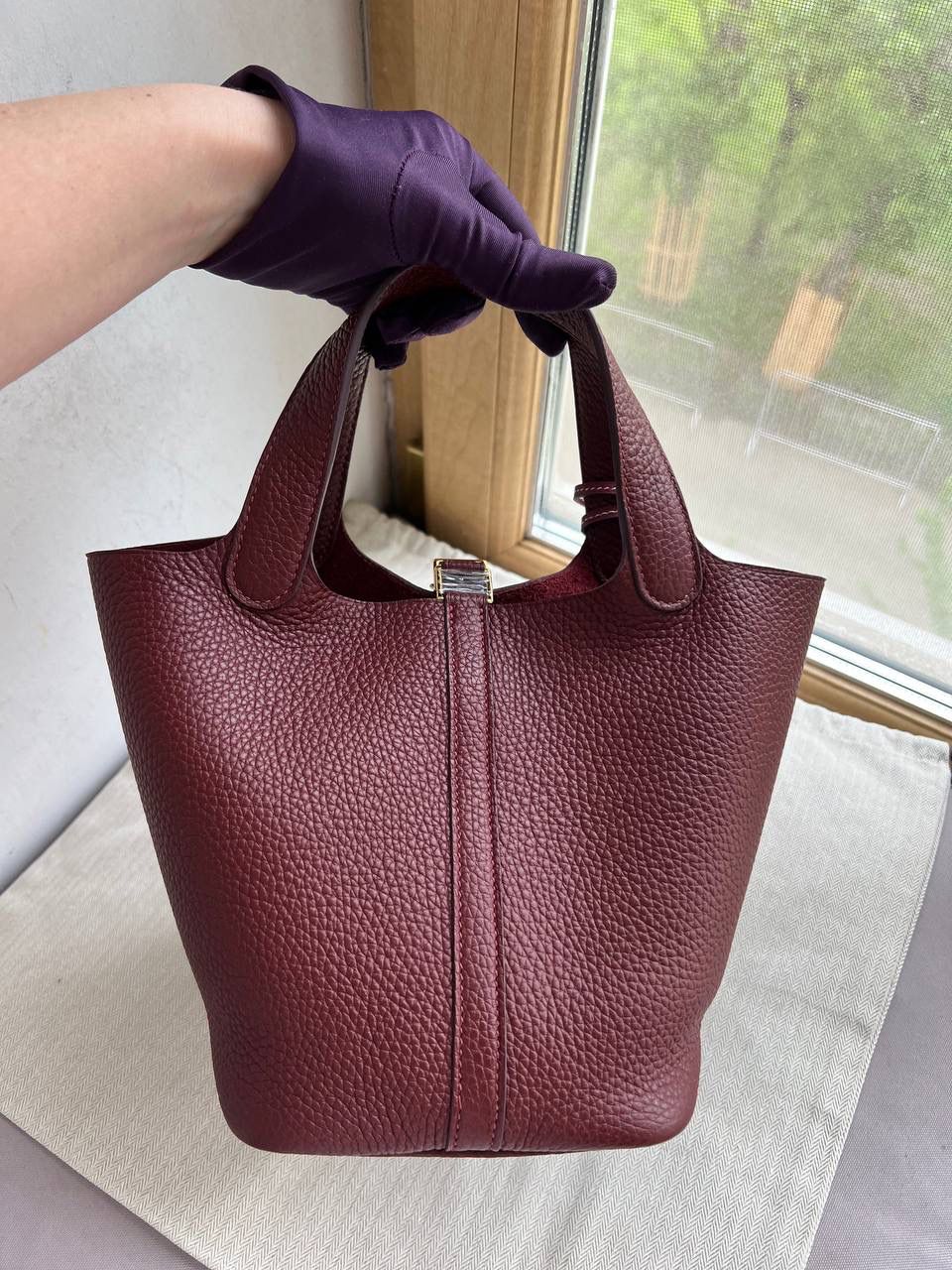 Elegant Chain Handbag - Style 52