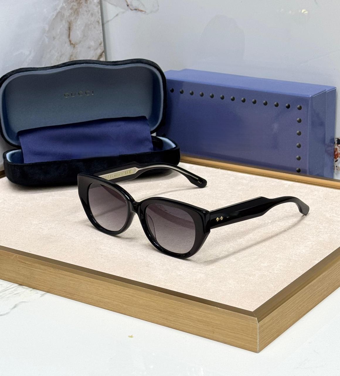 Classic Cat-Eye Sunglasses - Style 3