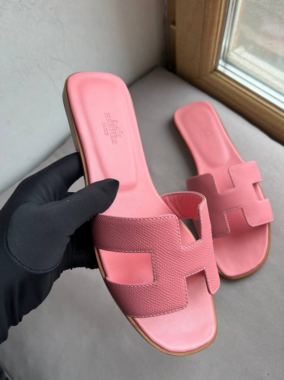 Sporty Low-Top Sneakers - Style 8